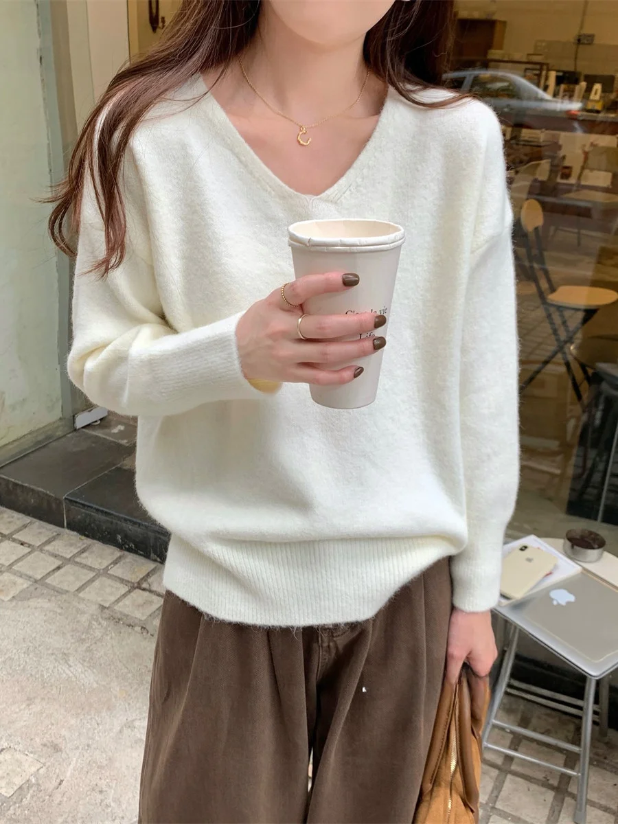 

Повседневный трикотаж с v-образным вырезом, женский осенне-зимний новый базовый свободный внутренний топ, универсальный свитер-бот, теплый цвет