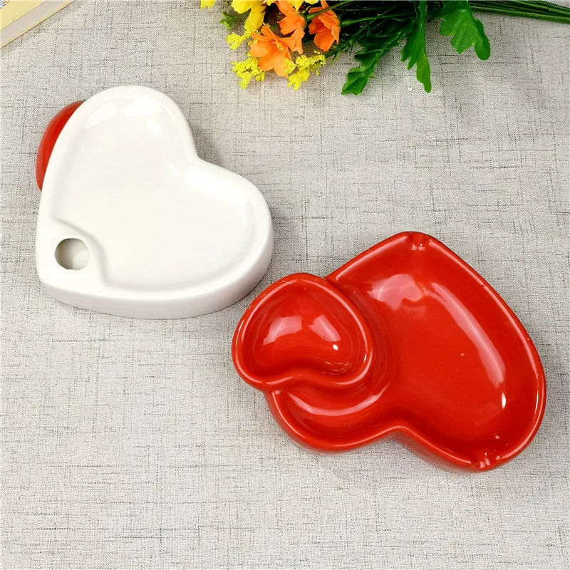 Personality Double Heart Shaped Ceramic Ashtray Multi-function Practical Lovely Cigarette Accessories Home Theme Decoration Craf