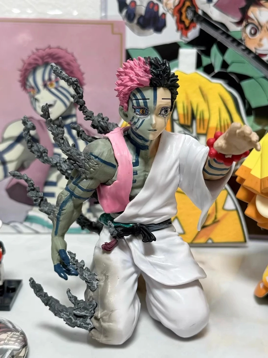 Demon Slayer Akaza Upper Moon Three Kneeling Final Confession Figure Model Box Collection Display Desktop Ornament Boys Gift