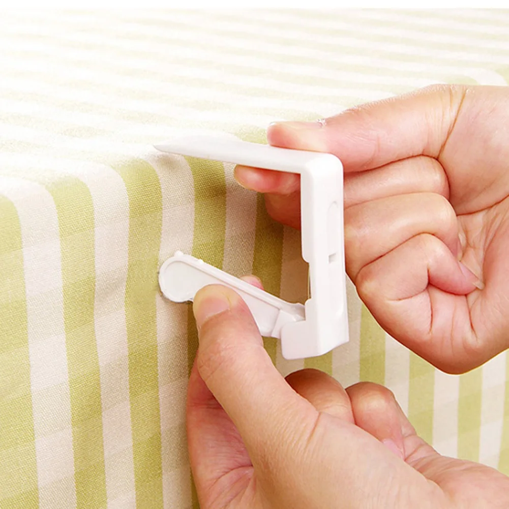 4pcs Spring Loaded Peg Plastic Tablecloth Clip Holder Japanese Style BBQ Restaurants Hotel Home Tablecloth Fixed Clamp