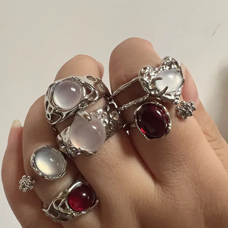 Vintage Silver Color Red Oval Ring Dla Kobiet Modny Elegancki Nieregularny Kamień Naturalny Luksusowy Pierścionek Kobieta Y2K Estetyczna Biżuteria Prezent