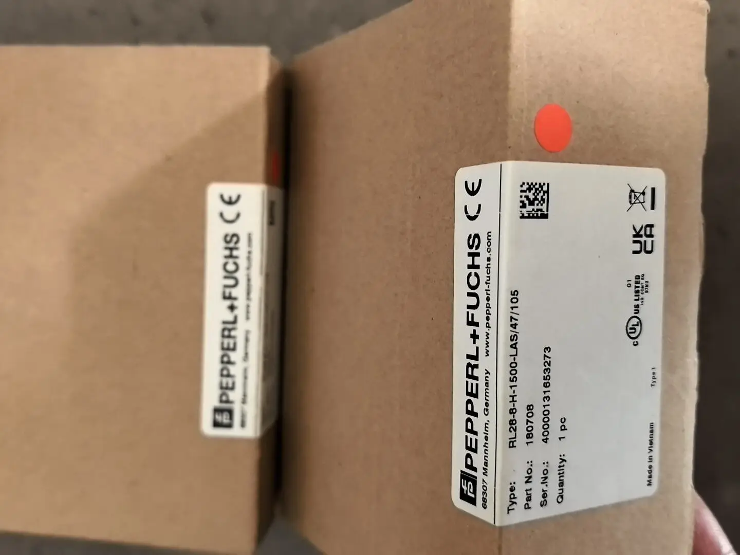 New imported photoelectric sensor PEPPERL + FUCHS RL2 high quality