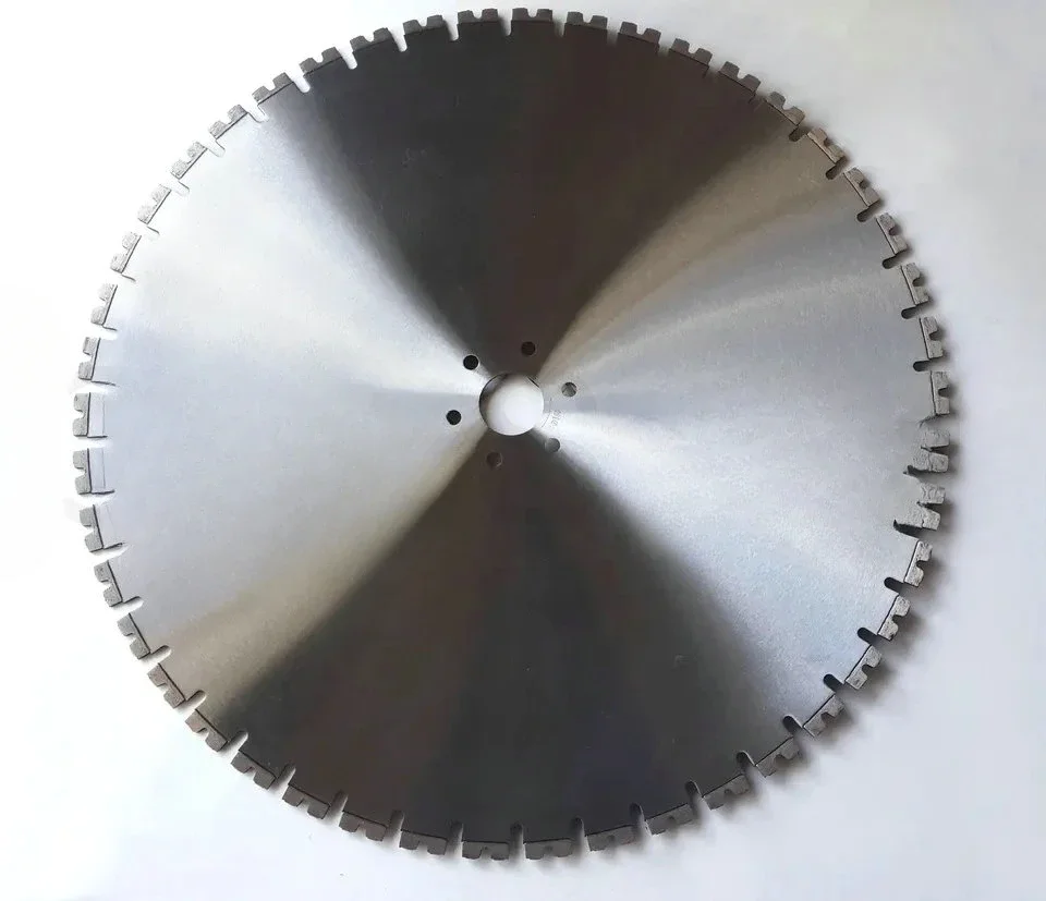 32 Inch 800mm Laser Welded Diamond Wall Saw Blade for Cutting Concrete From China Famous Supplier