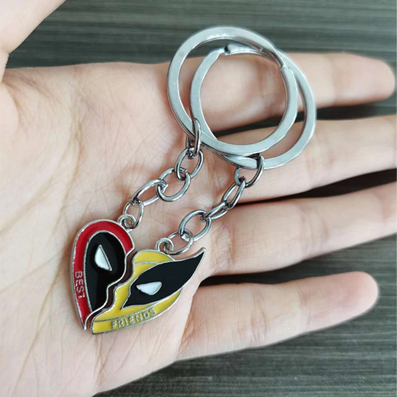 Deadpool Wolverine Cospay Anime Best Friends Keychain Superhero Couple Heart Pendant Keyrings Accessories Gifts for Men Women