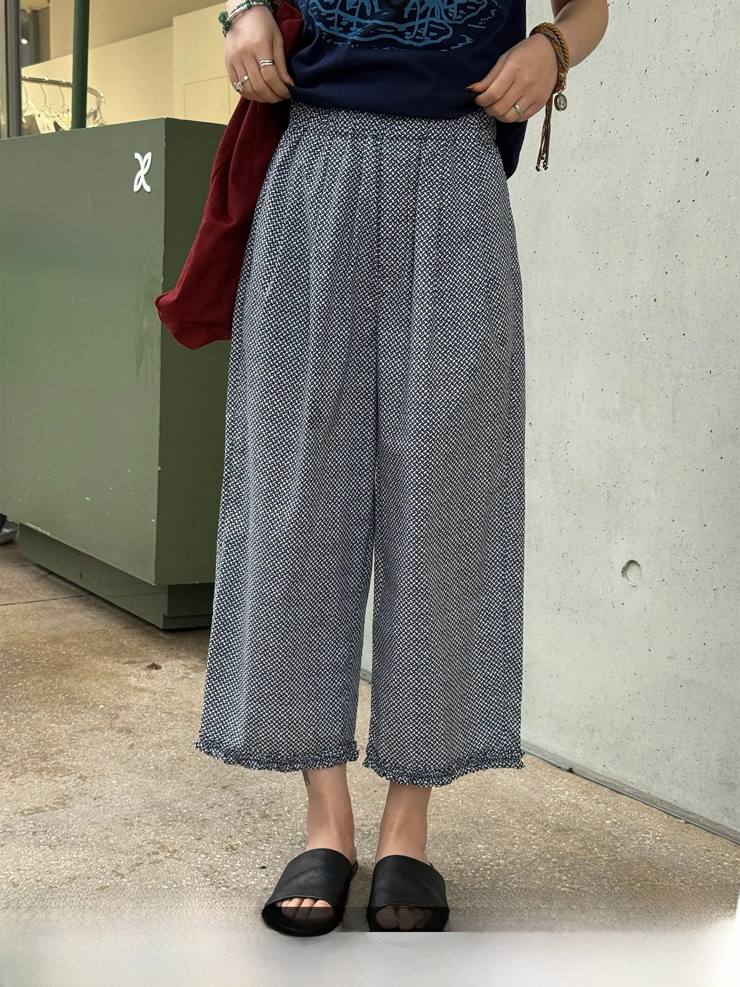 

Bebé Casual Wide Leg Cotton Pants High Waist Straight Cut Thin Summer Walking Pants for Women Birdseye Pattern Cuffed Ankle