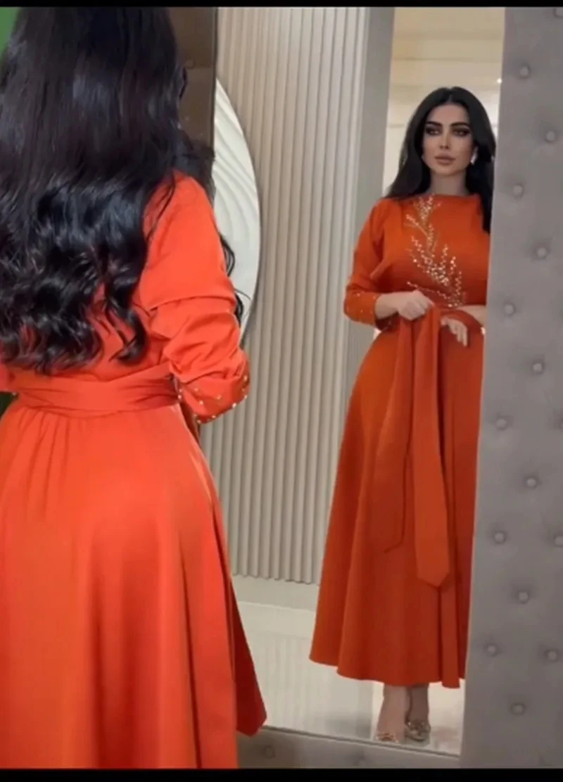 Orange Satin Full Sleeves A-Line Formal Event Applique Party Dresses O-Neck A-Line Custom Made Dubai Evening Gowns For Women