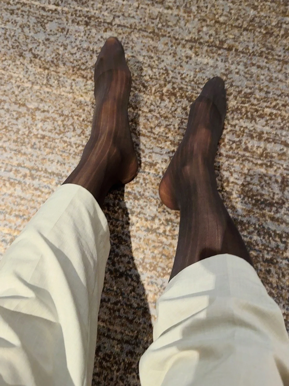 Calcetines ultrafinos para hombre, traje de negocios, calcetín de tubo largo, medias transparentes sexis, elásticos transpirables formales para caballero