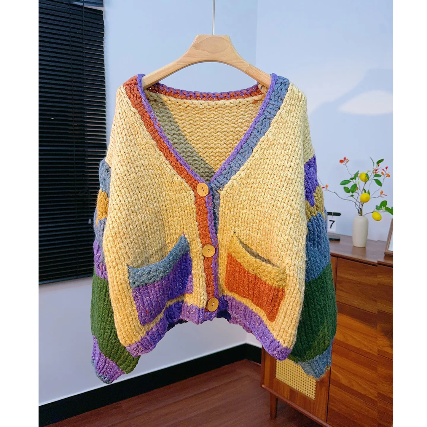 Cardigan lavorato a maglia con ago spesso lavorato a mano pesante artigianale, stile sciolto con blocchi di colore in filato spesso, cappotto maglione autunno inverno da donna