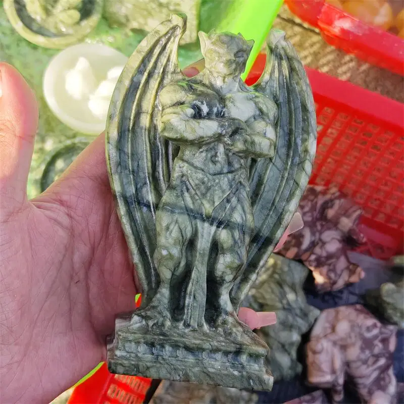 Natural Green Jade Gargoyle Bat Guard Carving Mercy Healing Fengshui Hand-carveda Statue For Home Office Decor Gift 1PCS
