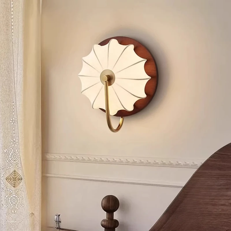 Middle Ages Style Retro Fabric Art Metal Wall Lamp LED Living Room Sofa Bedside Study Hallway Indoor Decoration Lighting Sconces
