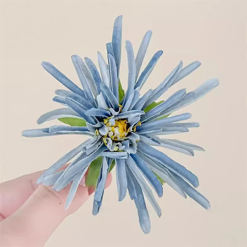 LTT Premium Sense Crab Claw Chrysanthemum Broken Hair Clip Versatile Side Bangs Clip Hair Disc