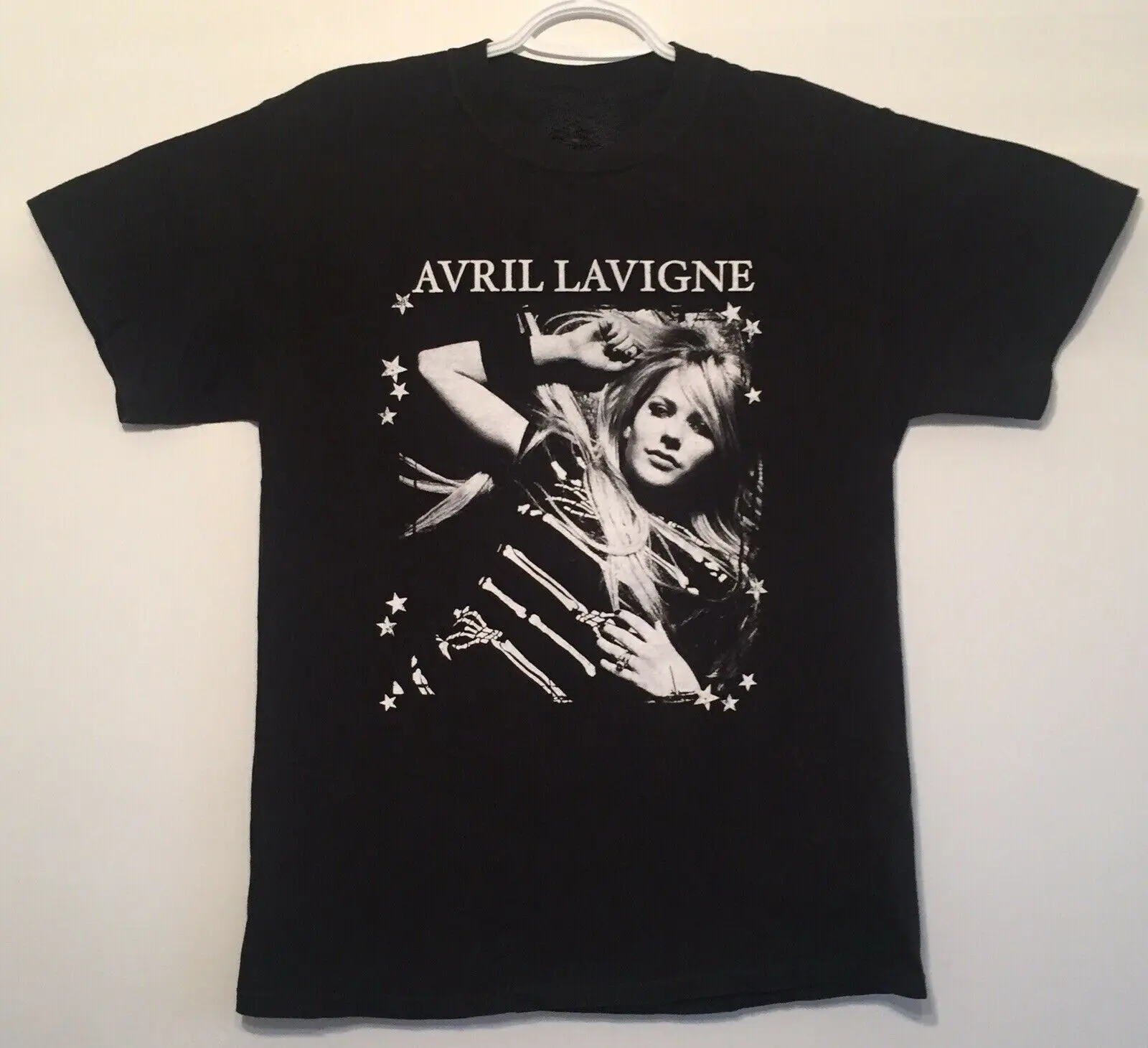 

Vintage Avril Lavigne Gift For Fans Cotton Black S-4XL Unisex Shirt J475