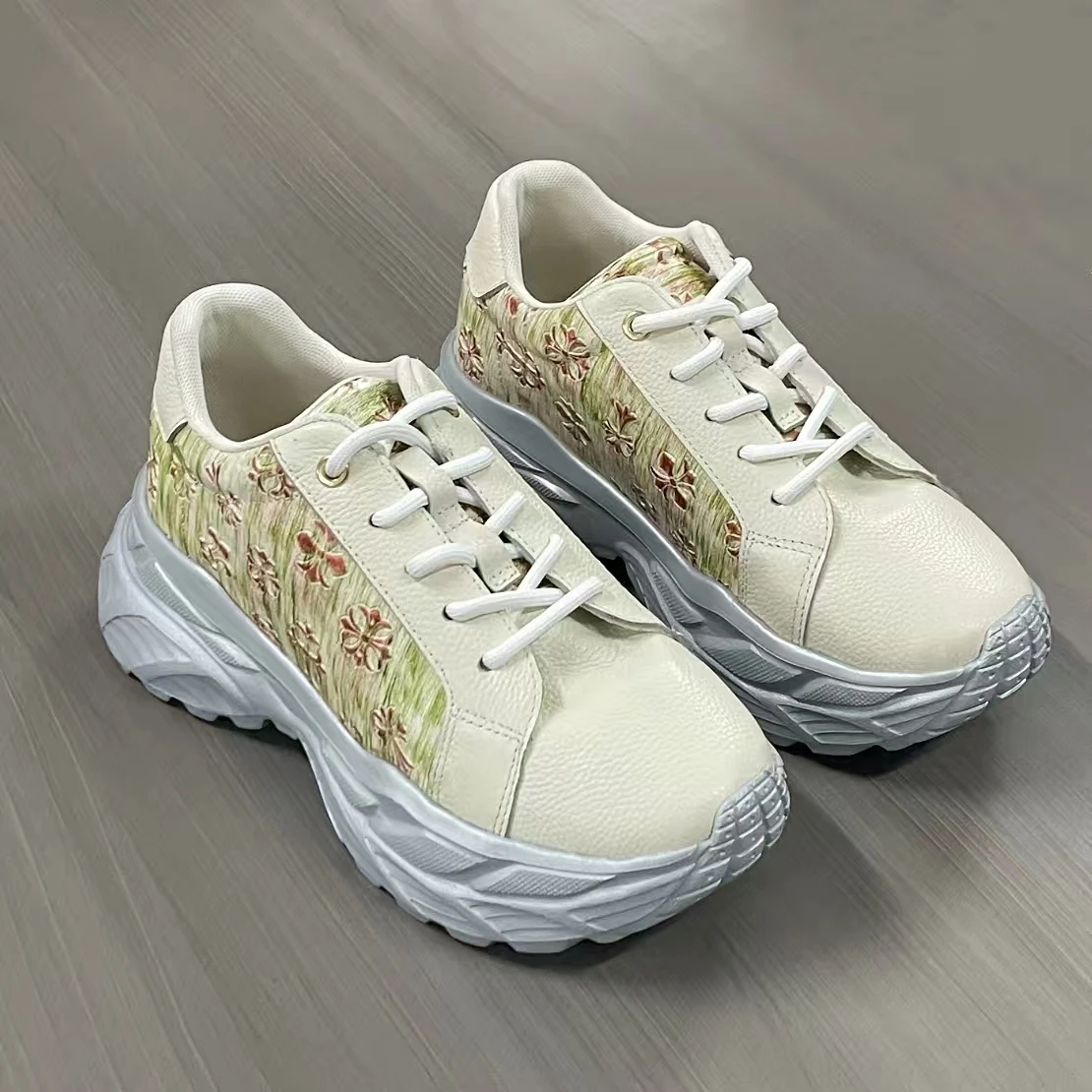 Xingliupi Trendy Women's Shoes High Quality Casual Shoes Fashion Popular Sneakers for Women Unique Shape Genuine Leather Gift