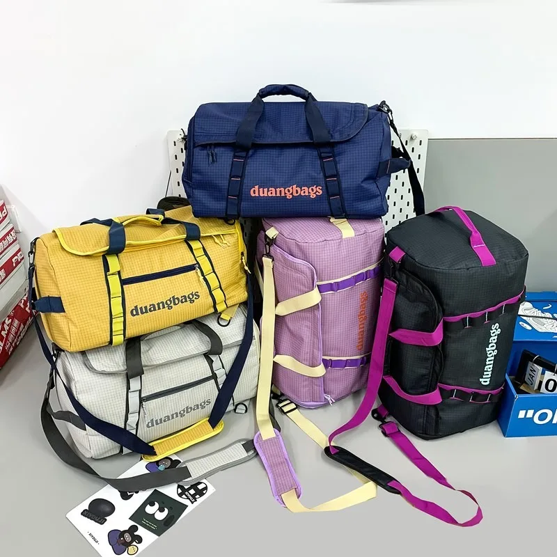 

Men's Outdoor Sports and Fitness Bag Casual Breathable Waterproof Available in Multiple Colors Dry Wet Separation Handbag