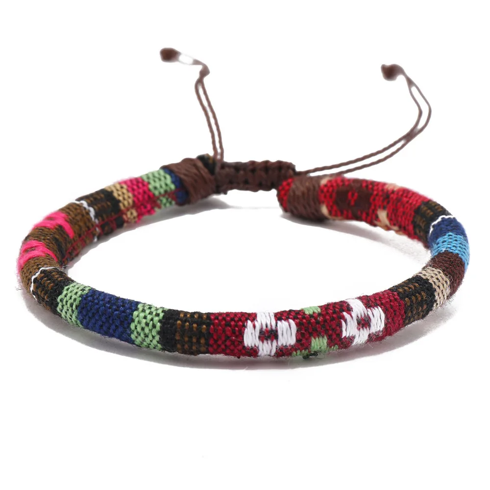 12-teiliges Set an Armbändern im Boho-Stil für Männer und Frauen, geflochten, für den Sommer, handgefertigt, als Festival-Schmuck und Accessoires. – Detail 11