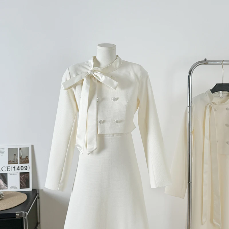 Small fragrant style temperament set women's autumn bow gentle elegant jacket+half long skirt commute two-piece set