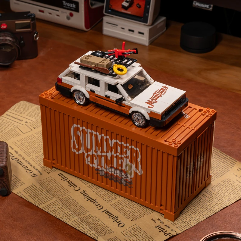 

Pinbo Building Block Set, 1:24 Scale Santana Travel Car Container Truck Eight-Compartment Vehicle Building Block Car Model Gift Building Block Toy, Building Block Car, Birthday Gift, Party Gift, Easter Gift, Suitable Collectible Toy Car Model