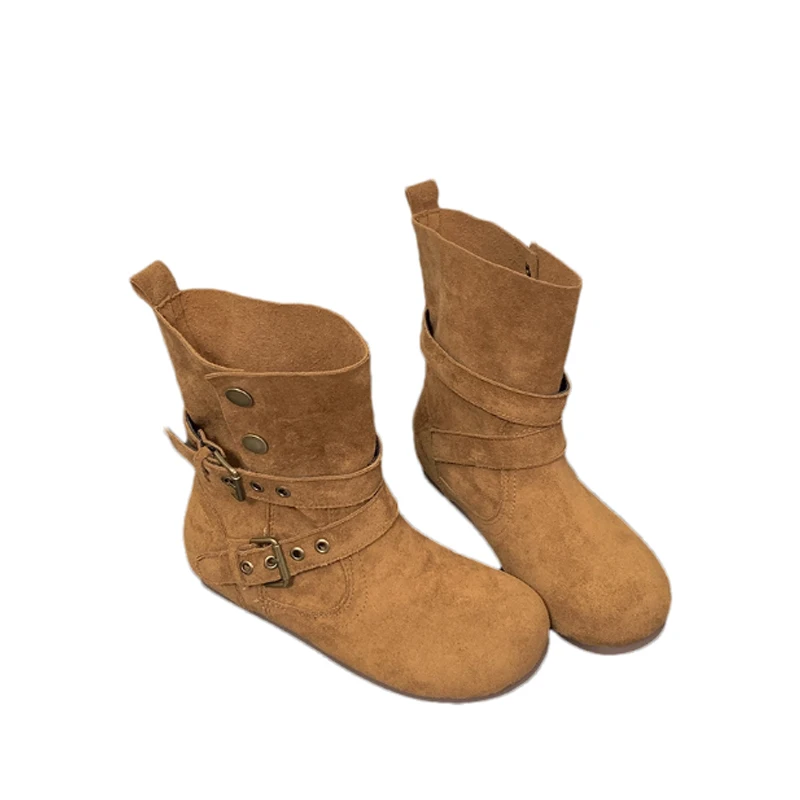 موضة النساء حذاء من الجلد أحذية رياضية مسطحة الشتاء حذاء رياضة 2025 الاتجاه الجلد المدبوغ تشيلسي الأحذية مشبك أحذية عادية الثلوج بوتاس Mujer