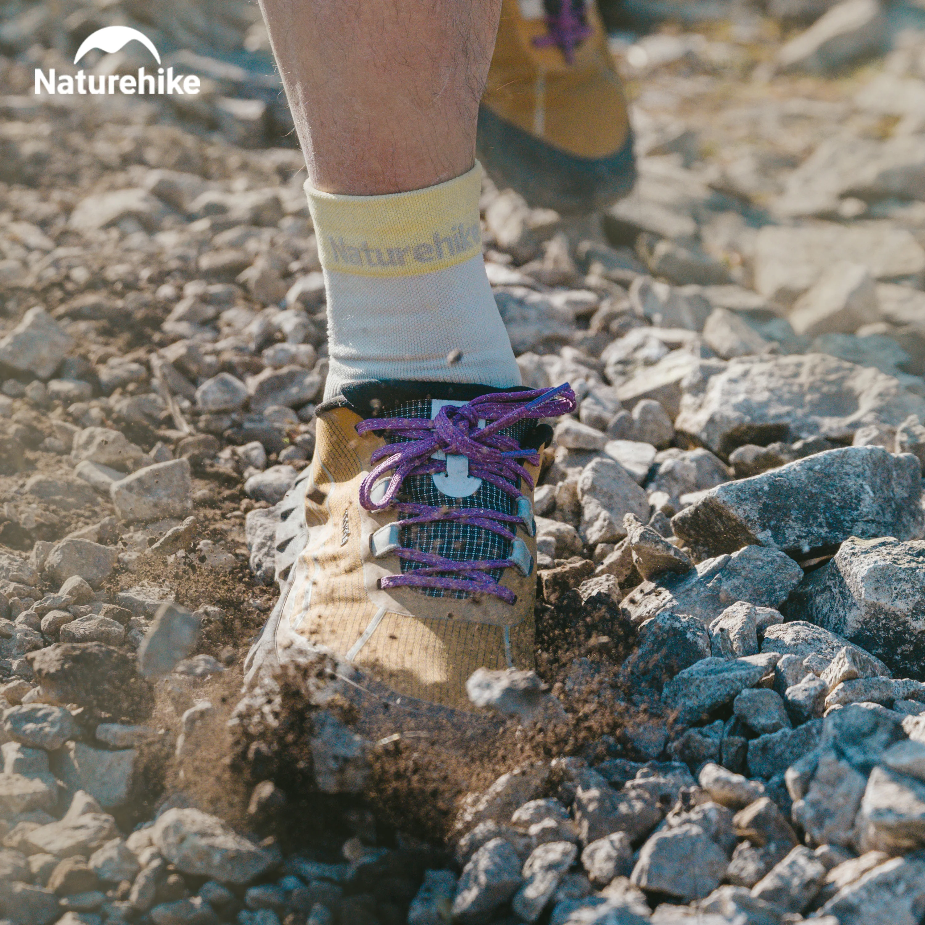 

Naturehike Professional Sports Socks Pair of Breathable Wearproof Cycling Socks Off-Road Dry Shock Absorbing Race Outdoor Socks