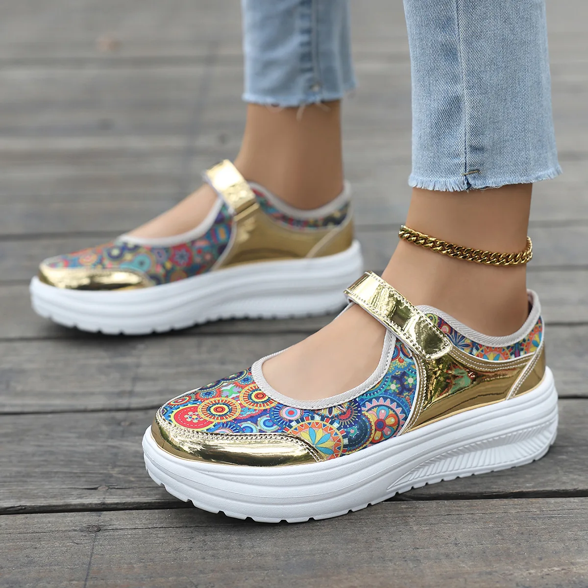 

Модные женские спортивные сандалии на шнуровке с толстой подошвой, слипоны с круглым носком, сетчатая подкладка, быстрая доставка, качественные материалы, новинка 2026 года