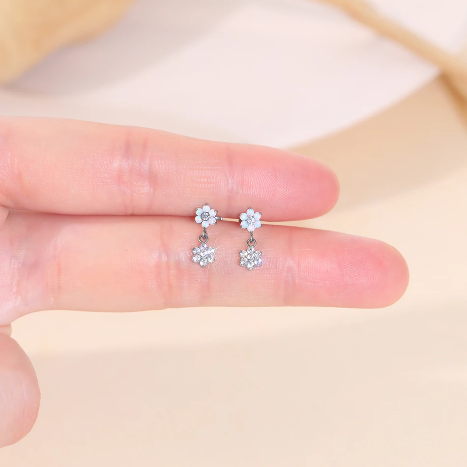 1PC Titanium 16G Crown Pendant CZ Labret Stud Lip Rings Zircon Paved Cartilage Tragus PIERC Earrings Helix Piercings Jewelry