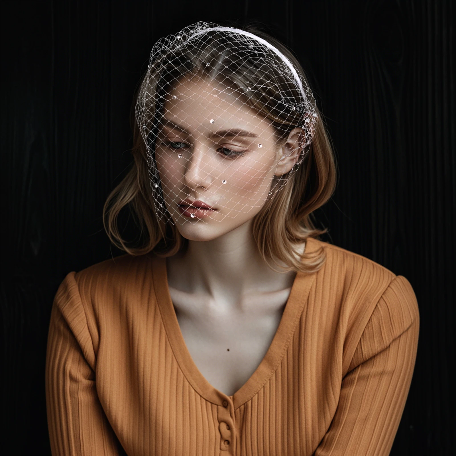 

TOPQUEEN минимальный дизайн фата со стразами, украшение на голову, белая сетка, свадебные аксессуары, праздничная маска для девочек MA16