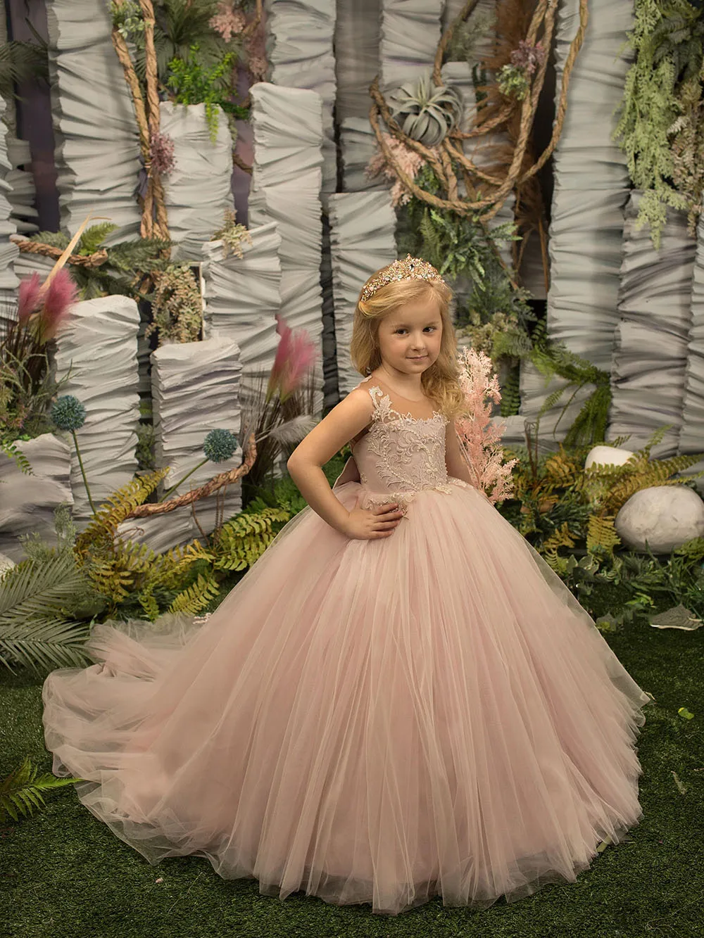 Flower Girl Dress for Wedding Sleeveless Lace Tulle Puffy Applique Bow Customized Kids Birthday Party First Communion Ball Gowns