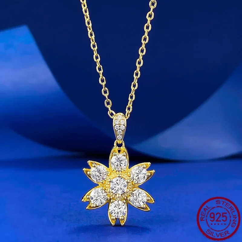 

New S925 sterling silver daisy necklace pendant, fashionable and versatile item, wedding jewelry