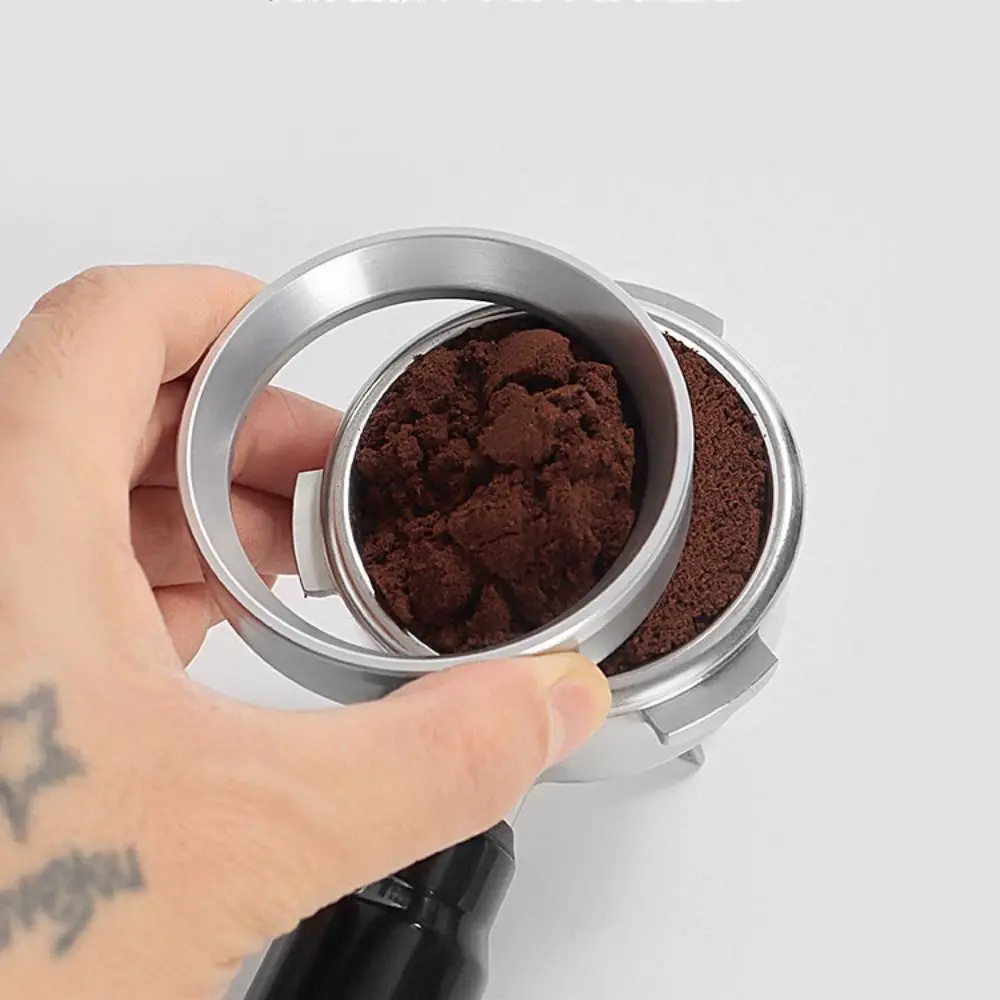 

51/53/58mm Coffee Dosing Ring Magnetic Prevent Flying Powder Portafilter Coffee Catcher Ring External Fastening Design