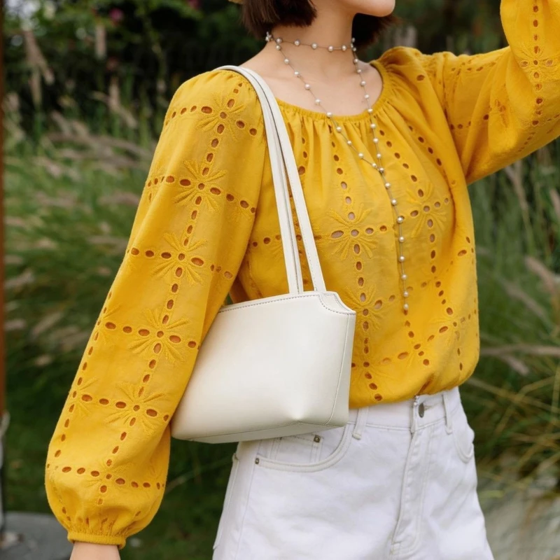 

Women's Tote Bag with Soft Lambskin Leather East-West Commuter Korean Minimalist Work Daily Shoulder Handbag