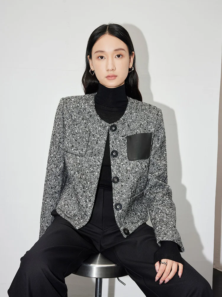 

Женский кожаный комплект с вставками из овчины, белая шерстяная юбка с узором «снежинка», элегантный стиль, осенне-зимний...