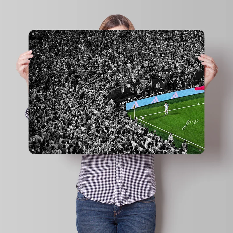 Lionel Messi Corner Kick Stadium View 3D Texture Metal Poster Customized Wall Art Tin Sign Gift for Mancave Home Decorations