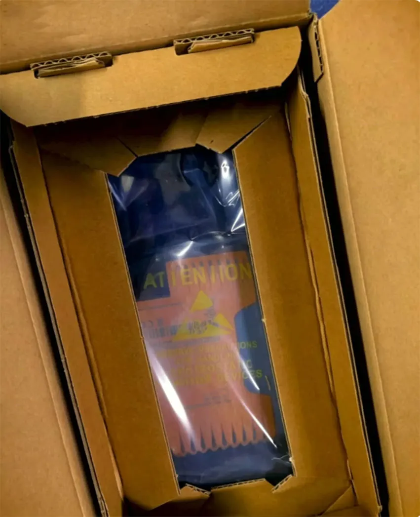 

100% новый товар 80SD100XD.C0XX-K01. Гарантия: один год.