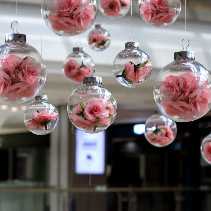 Creative kindergarten window jewelry store Meichen arranges hanging ornaments for hanging decoration.