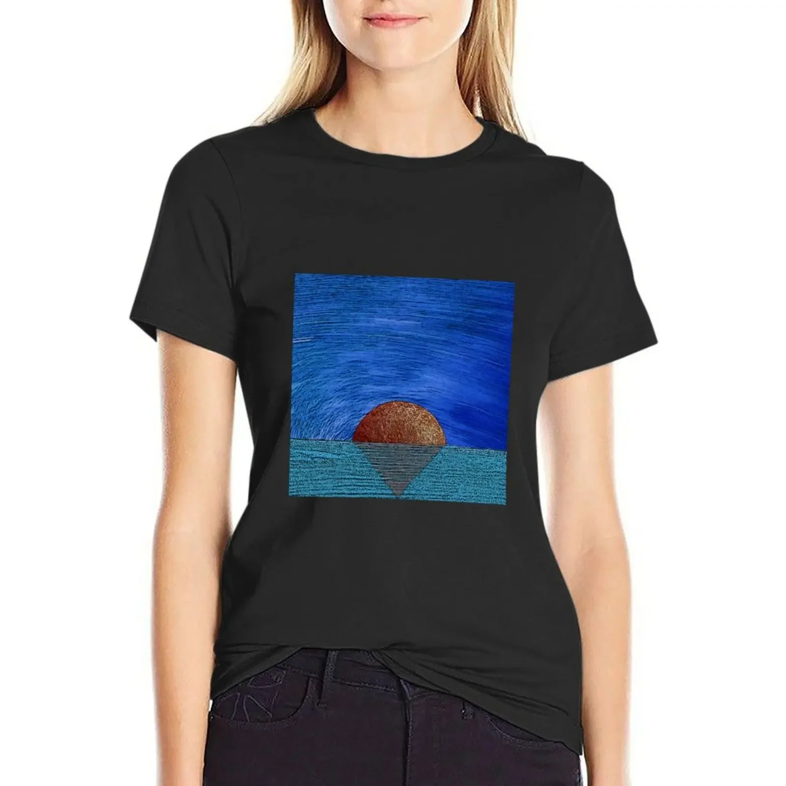 

blood moon ascending T-Shirt Female clothing vintage tees Summer Women's clothing
