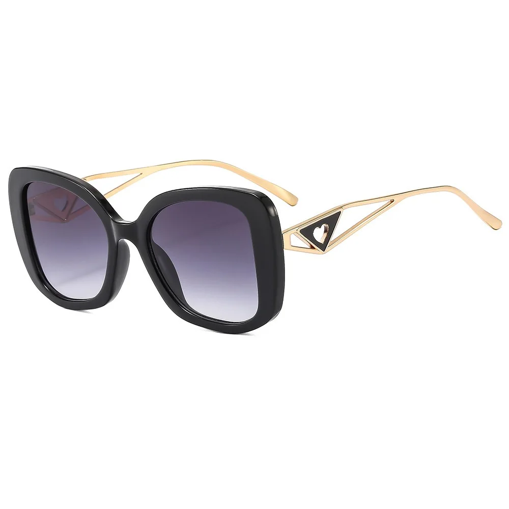 Kacamata Hitam Berbentuk Hati Mata Kucing Retro Klasik untuk Pria Wanita Tren Fashion Kacamata Hitam Gradien Olahraga Luar Ruangan Pantai Musim Panas 2025