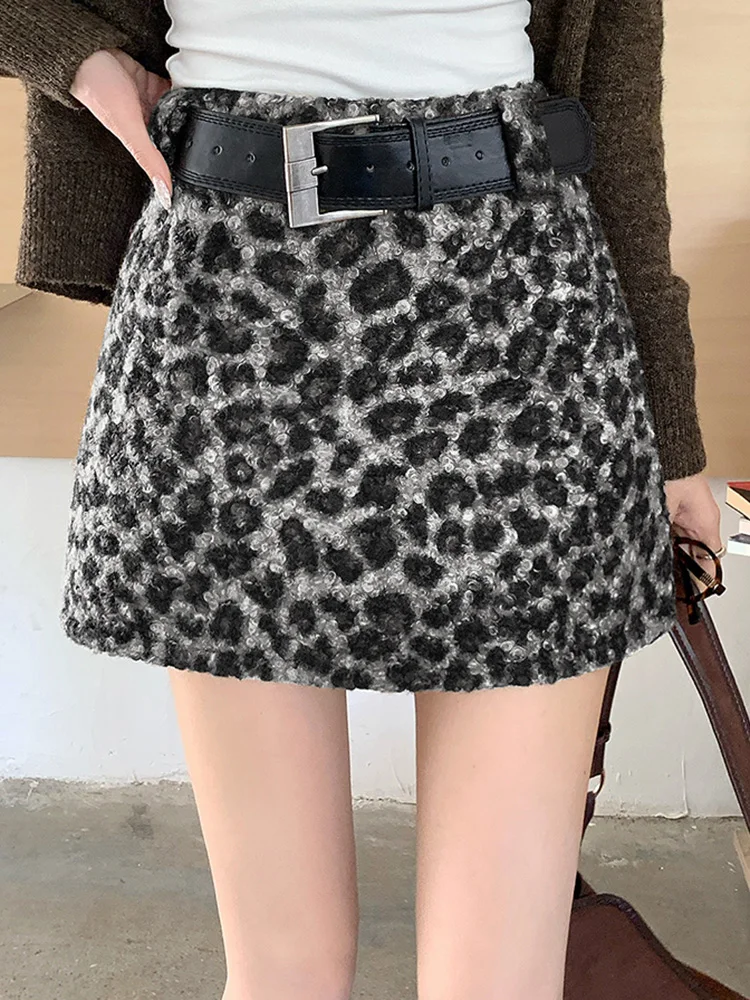 تنورة كلاسيكية على شكل الفهد Y2K للسيدات لخريف وشتاء من الصوف الصناعي بخصر عالٍ تنانير صغيرة ضيقة ملابس هيب هوب الأمريكية تنورة كلاسيكية للسيدات