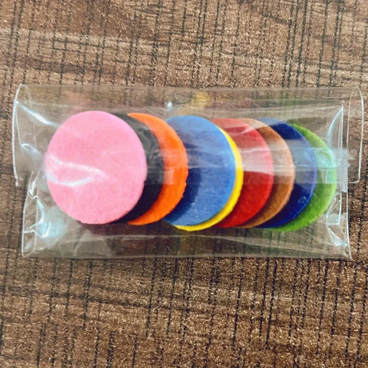 1pc Refillable Car Air Freshener Perfume Diffuser Clip Auto Air Vent Car Interior Car Aromatherapy Diffuser With 10pcs Pads