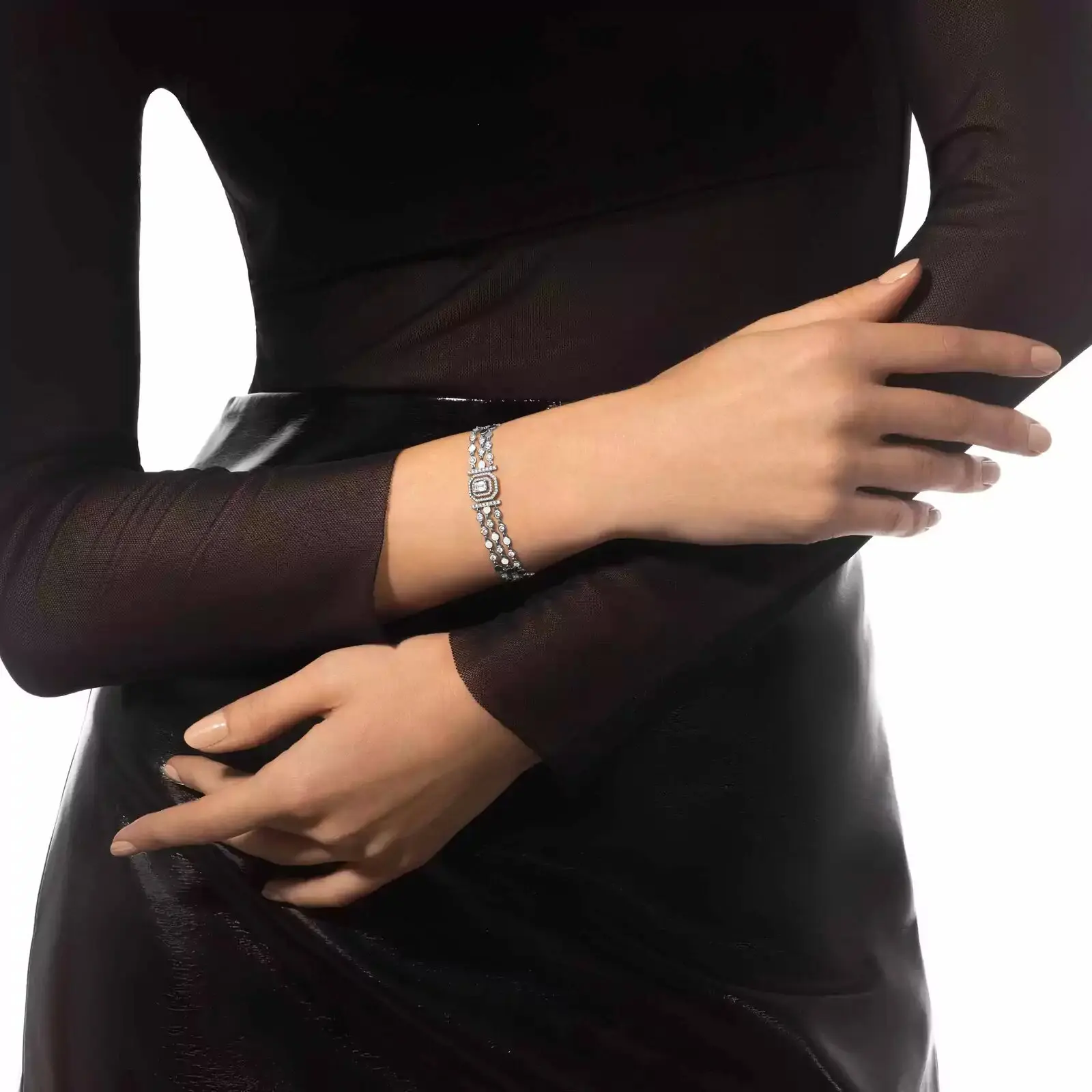 Luxurious Messik - Home Pure Silver s925 Elegant D-VIBES Series Multi Circle Dense Diamond Bracelet