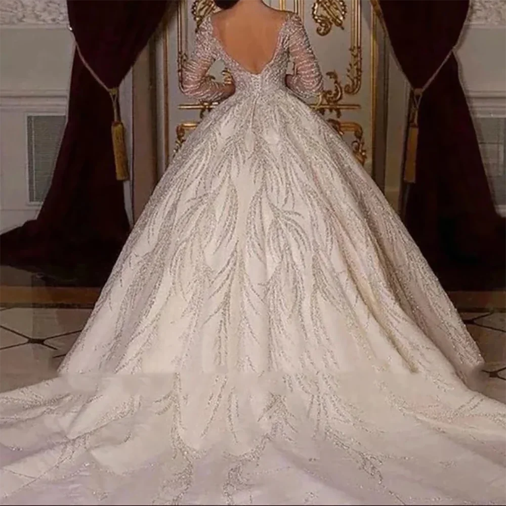 Abiti da sposa da sposa a trapezio senza schienale con maniche lunghe e spalle scoperte di lusso Abiti da sposa personalizzati ﻿