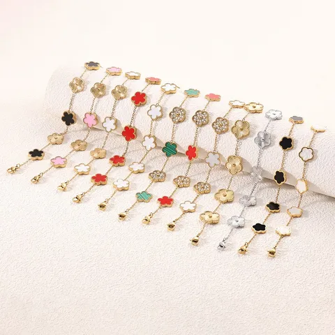 Женский браслет из пятилистного цветка с перламутром и цирконием из нержавеющей стали. Простое и модное украшение на каждый день. топ 6 колье в стиле Van Cleef and Arpels - №4