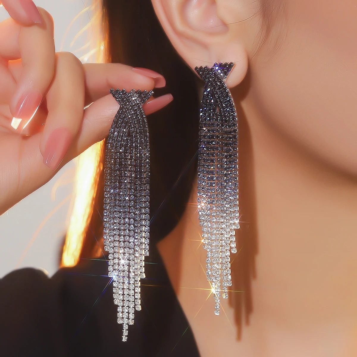 New Luxury Blue Colorful Long Tassel Earrings for Women Bridal Dangle Earrings Full Rhinestone Party Earring Wedding