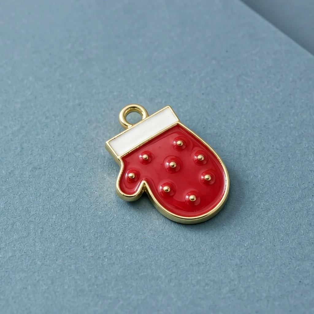 New Christmas Holiday Simple Scarf Clip Anti-Exposure Accessory Collar Decoration Couple Brooch Business Banquet Brooch Shoe Accessory Personalized Outfit Versatile Ins DIY Metal Lapel Pin French Date Exquisite Brooch Silk Clip European Retro Clothing Embellishment