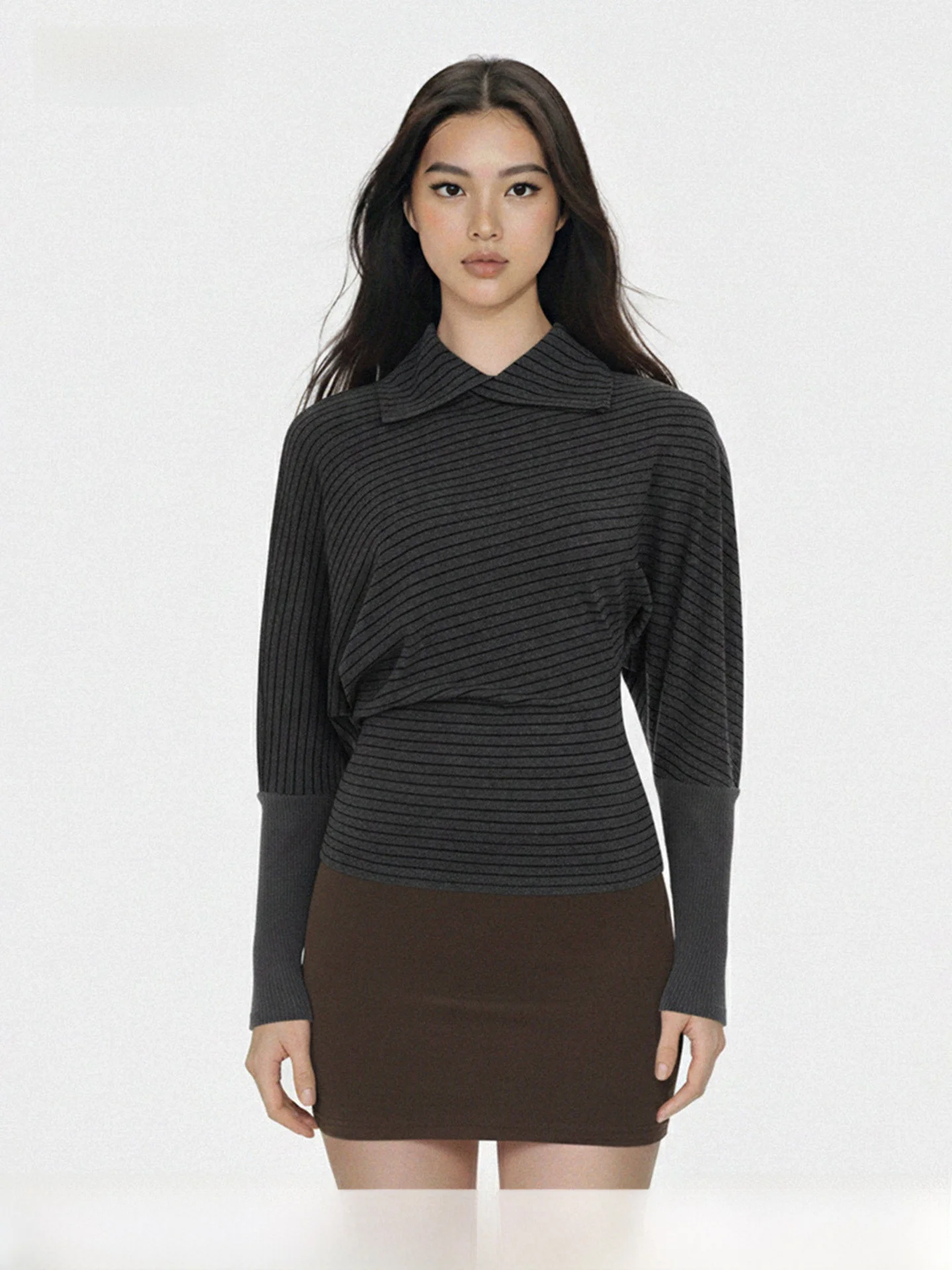 

WAEW Deep ey Stripe Pleated Waist Slim Fit Cross Collar T-irt Simple Versatile Long Sve Top Women's Faion Spring