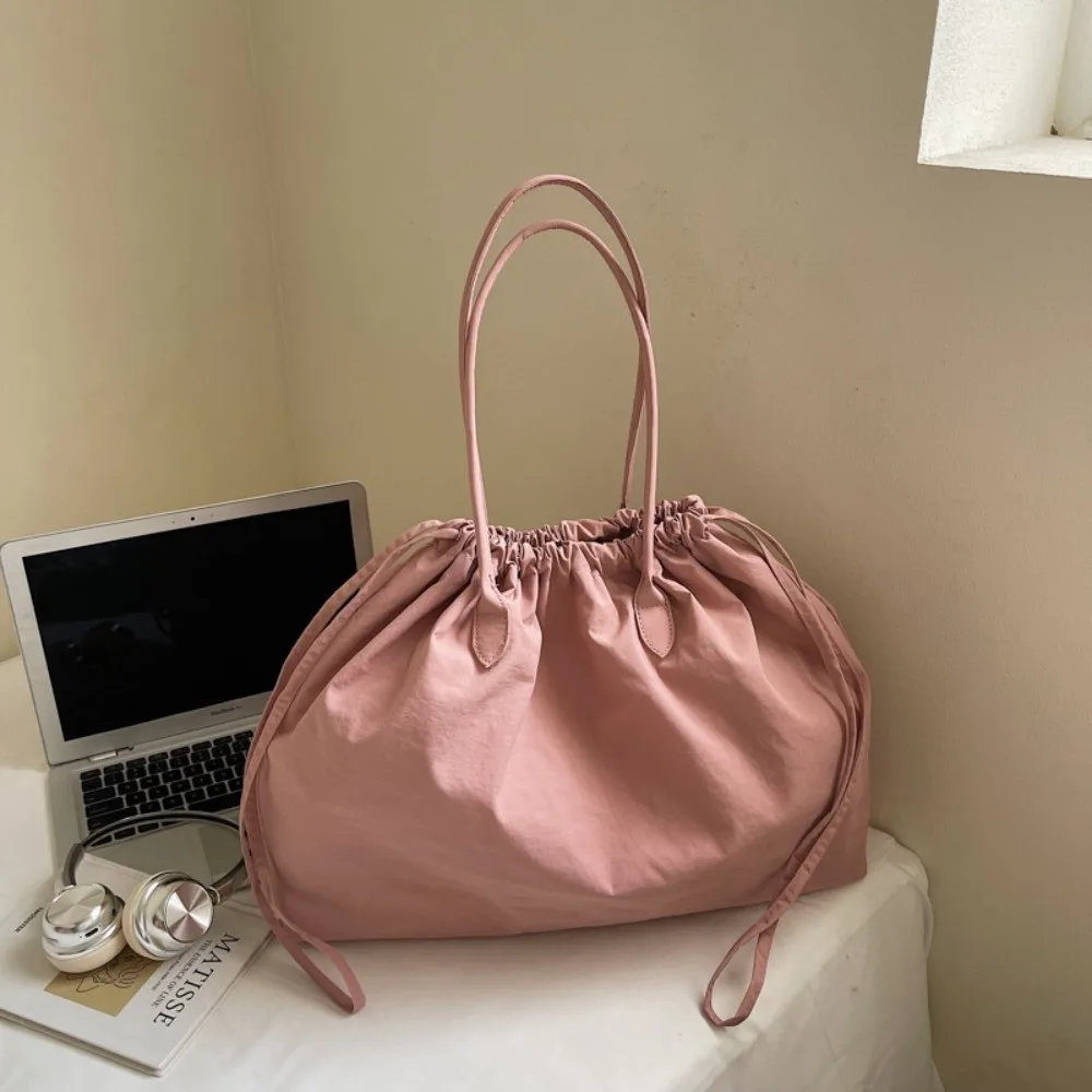 

Solid Color Nylon Totes Bag Large Capacity Light Weight Overlarge Drawsting Bag Casual Versatile Women's Handbag Commutting