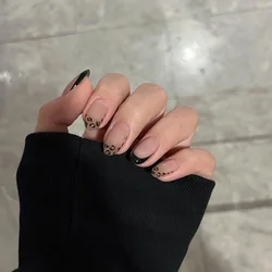 10Pcs Handmade Short Black White Press on Nails Oval Leopard Print Fake Nails Irregular French Wearable False Nails Tips