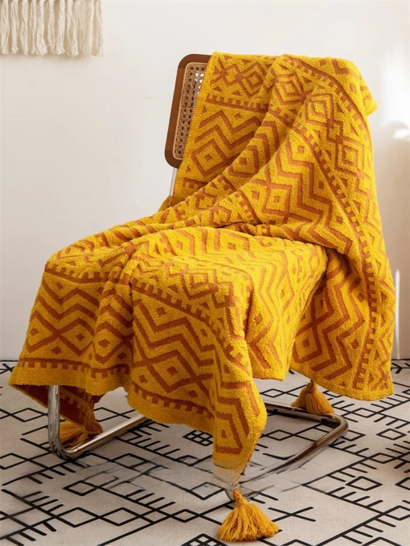 

Autumn and Winter Moroccan Style Half-side Fleece Decorative Blanket Multi-functional Sofa Bed End Blanket fleece-lined Blanket