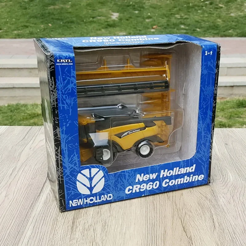 Diecast 1:64 Scale CR960 Combine Harvester Agricultural Vehicle Alloy Model Collection Souvenir Ornaments Display Toys Gift