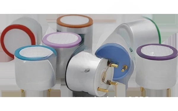 

High precision and high quality electrochemical hydrogen sensor