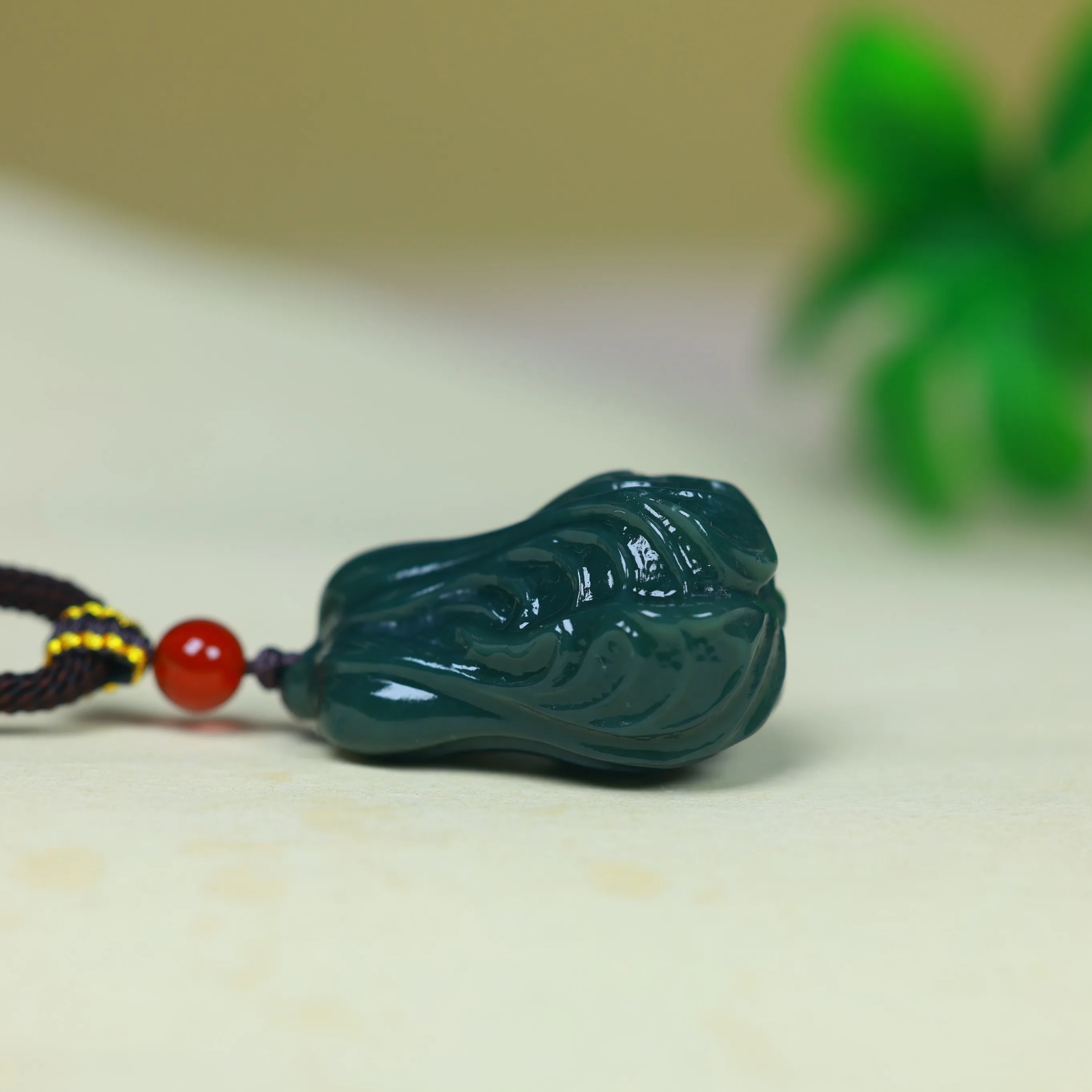 Multiple Styles Green Imitation Jade Pendant Necklace Simple Lucky Amulet Hand Woven Cord Fashion Jewelry Unisex for Men Women